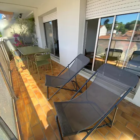 Appartement T2 En Centre Avec Terrasse, Wifi, Parking - Fr-1-374-188 *