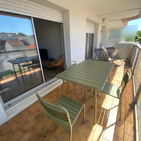 Centre-ville : T2 Avec Terrasse, Wifi Et Parking, A 300m De La - Fr-1-374-188 * Arcachon
