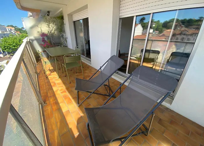 Apartamento T2 Avec Terrasse, Wifi Et Parking Au Centre-ville D'arcachon - Fr-1-374-188 *